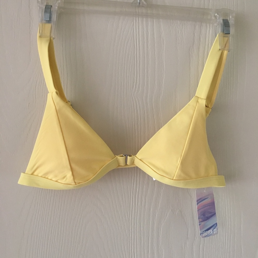 Bikini set with tags